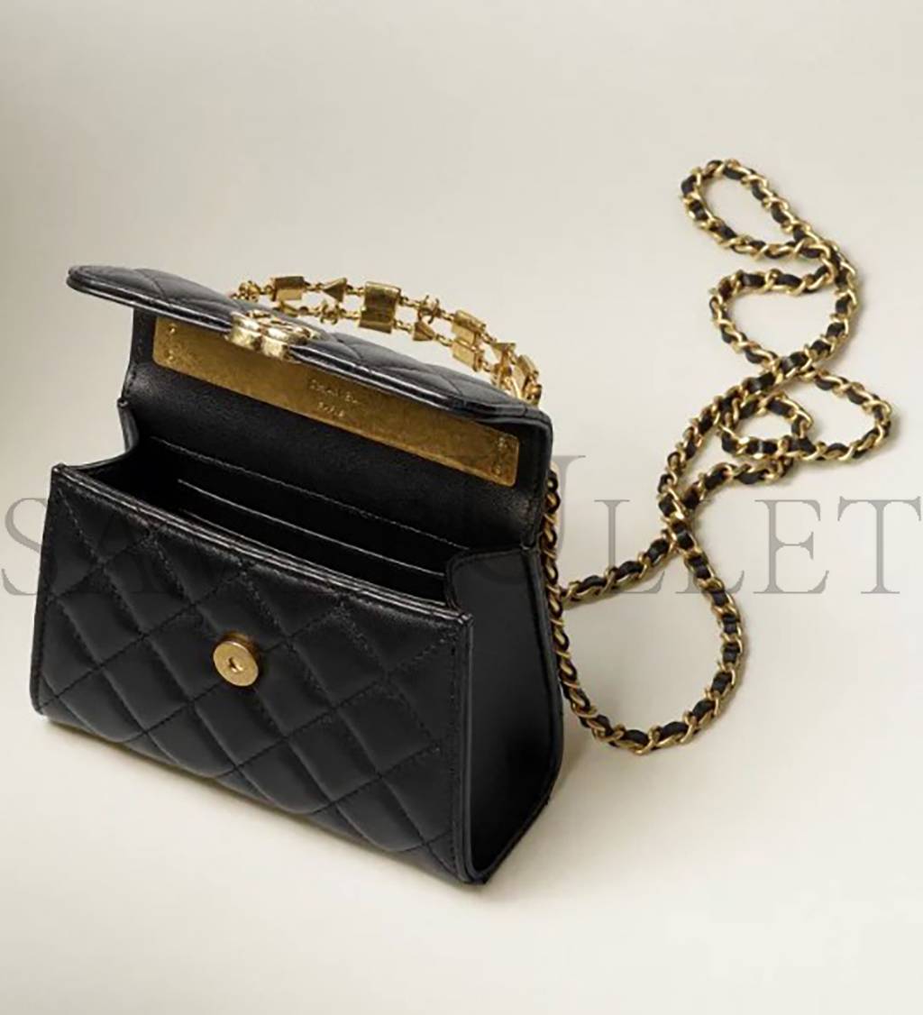 CHANEL CLUTCH WITH CHAINC HANEL AP2945 B08842 94305 （14.5*11.5*5.5cm）